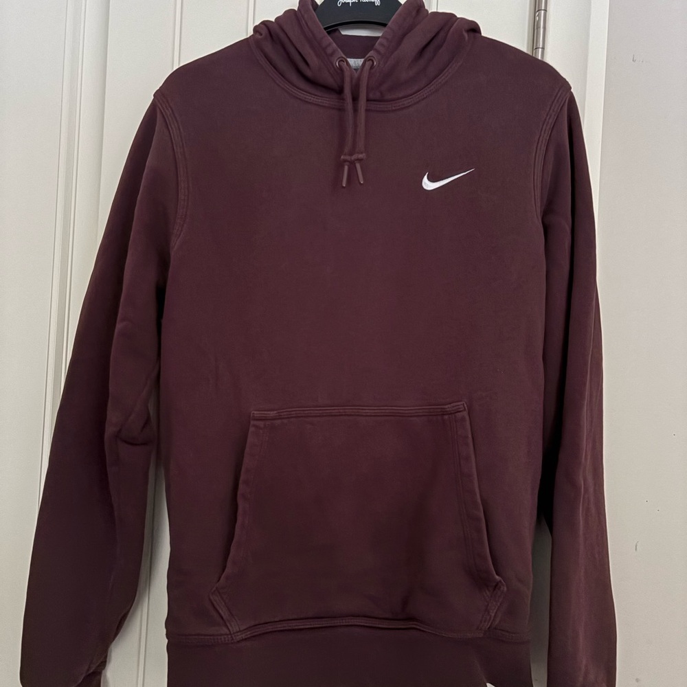 Nike Men's Burgundy Hoodie